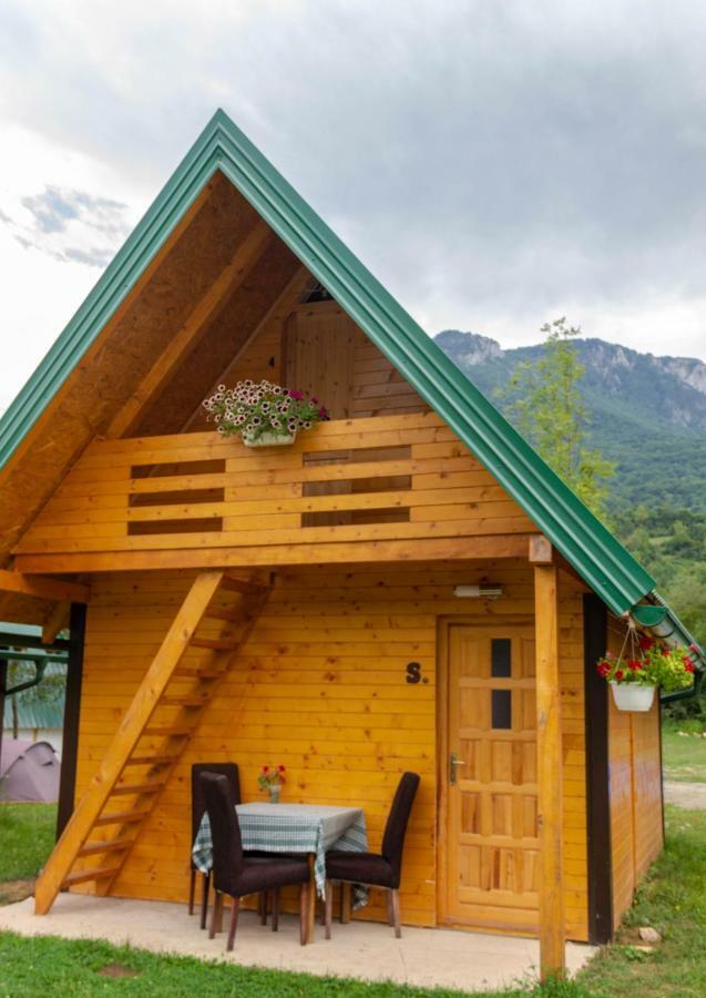 Hotel Camp Sutjeska Tjentiste Exterior foto